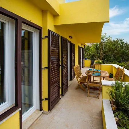 Oasis With Breathtaking Sunset & Sea View