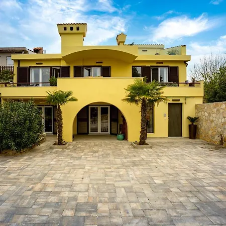Casa vacanze Oasis With Breathtaking Sunset & Sea View Punat