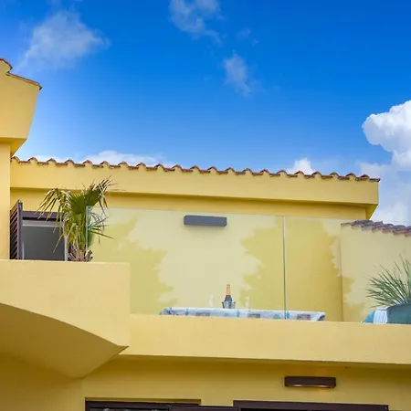 Casa vacanze Oasis With Breathtaking Sunset & Sea View *